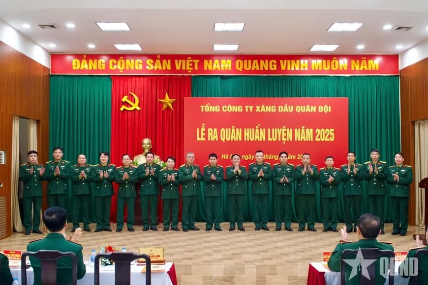 Hoạt động quân sự - quốc phòng 5