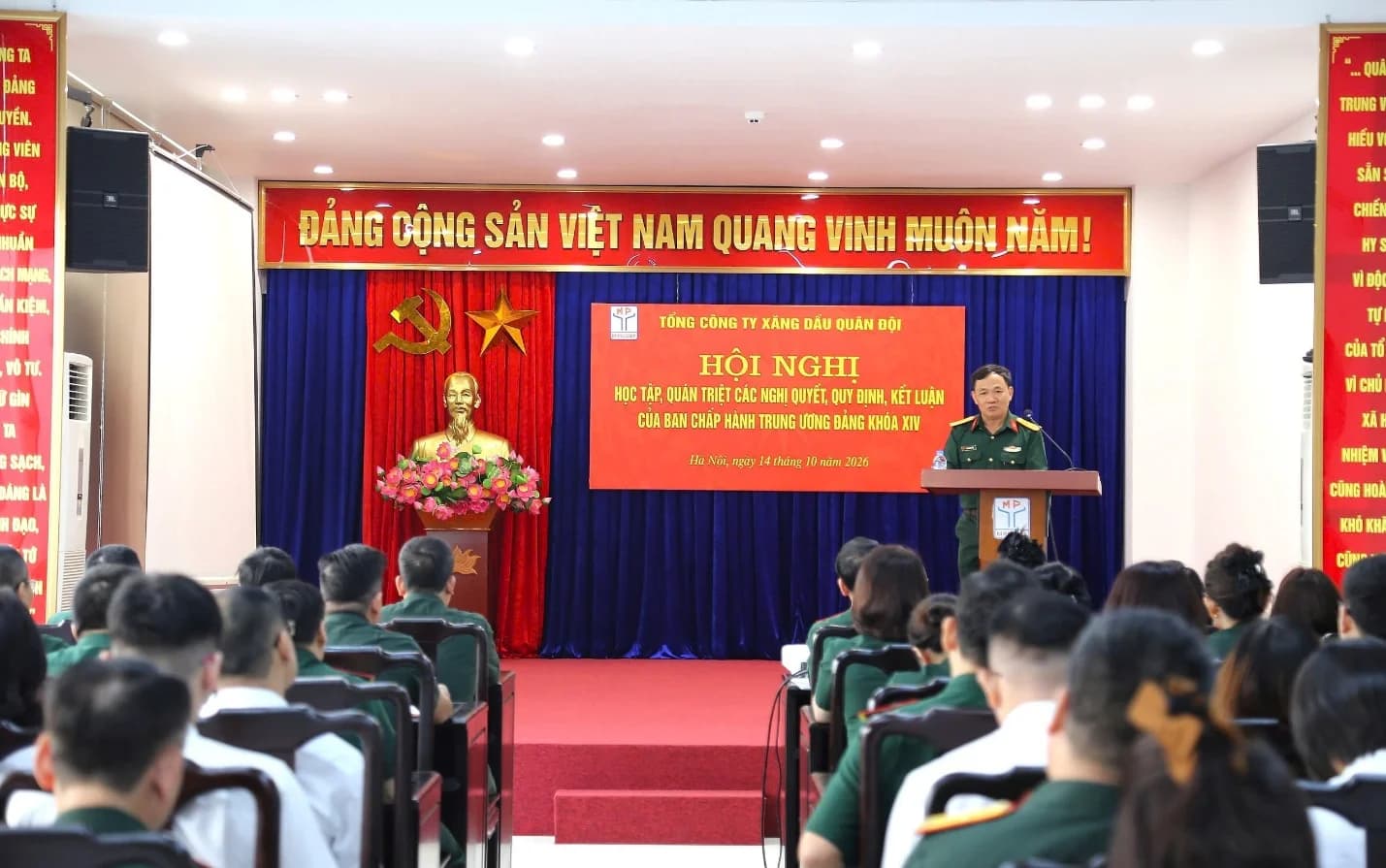 TỔNG CÔNG TY XĂNG DẦU QUÂN ĐỘI TỔ CHỨC NGHIÊN CỨU, HỌC TẬP, QUÁN TRIỆT VÀ TRIỂN KHAI THỰC HIỆN CÁC NGHỊ QUYẾT, QUY ĐỊNH CỦA BAN CHẤP HÀNH TRUNG ƯƠNG ĐẢNG KHÓA XIV